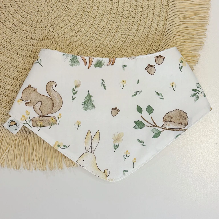 Bandana bebé personalizada de tela animal paradise y gofre blanco