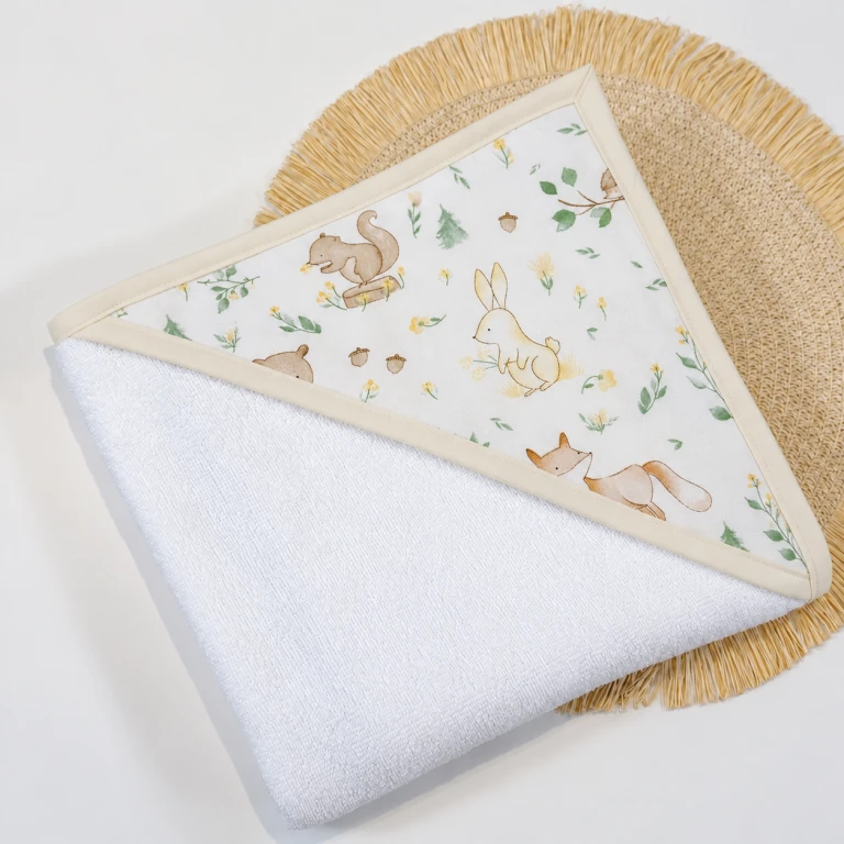 Capa de baño bebé personalizada con capucha de tela Animal Paradise