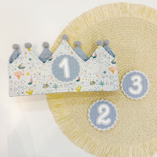 Corona de cumpleaños de tela bajo el mar