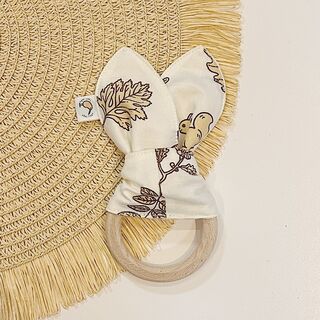 Mordedor bebé orejitas de tela ardillas y bellotas