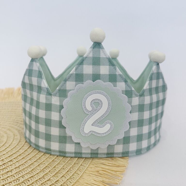 Corona de cumpleaños de tela vichy menta con interior verde menta liso