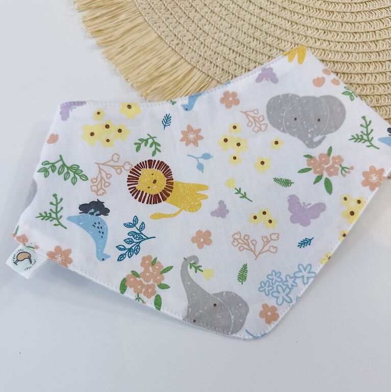 Bandana bebé personalizada de tela animales y flores y gofre blanco