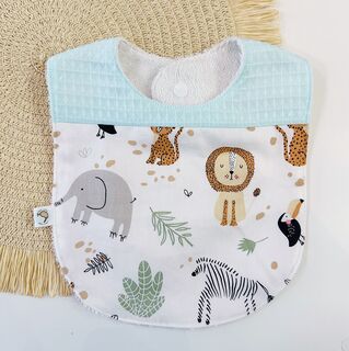 Babero bebé personalizado de tela animales de áfrica y gofre mint