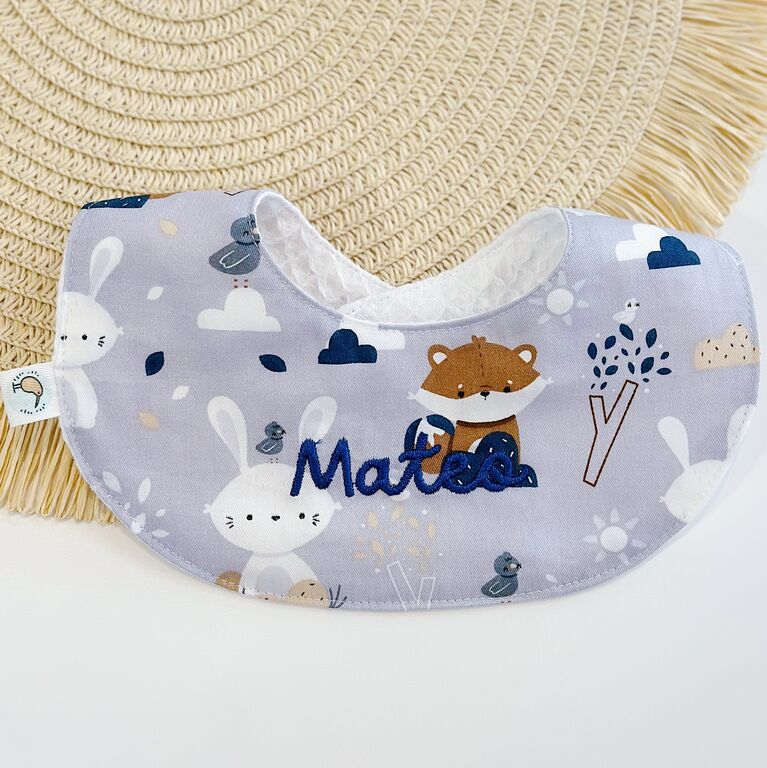 Secababitas bebé personalizado de tela ardillas y gofre blanco