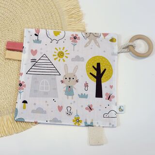 Mantita sensorial tela la casita de conejo y gofre rosa