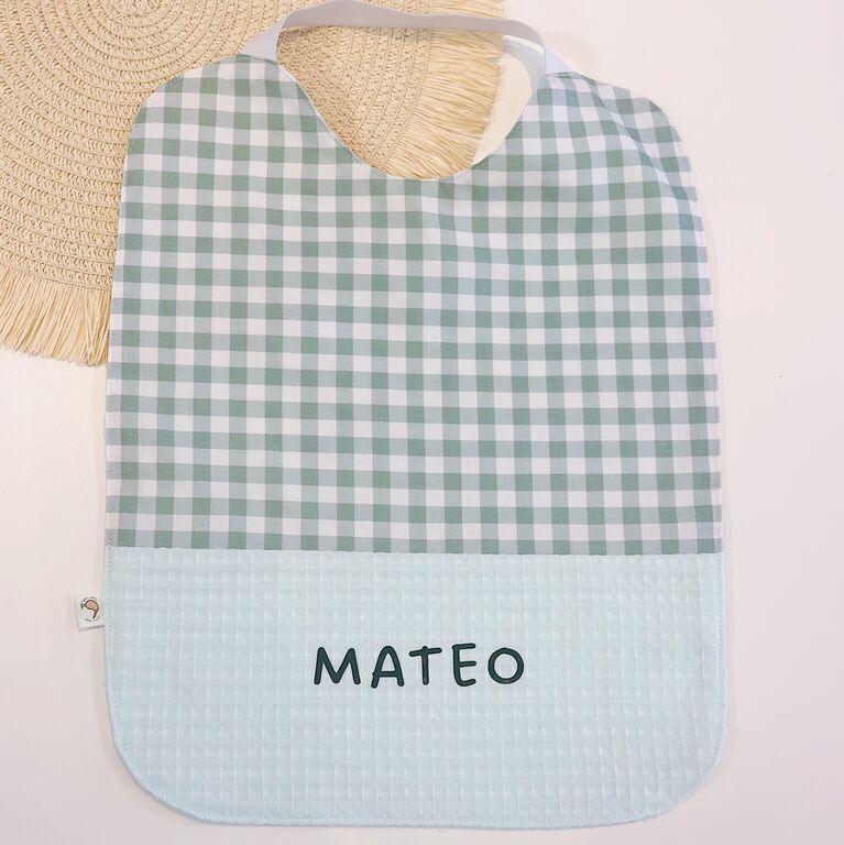 Babero guardería personalizado de tela vichy menta y gofre mint