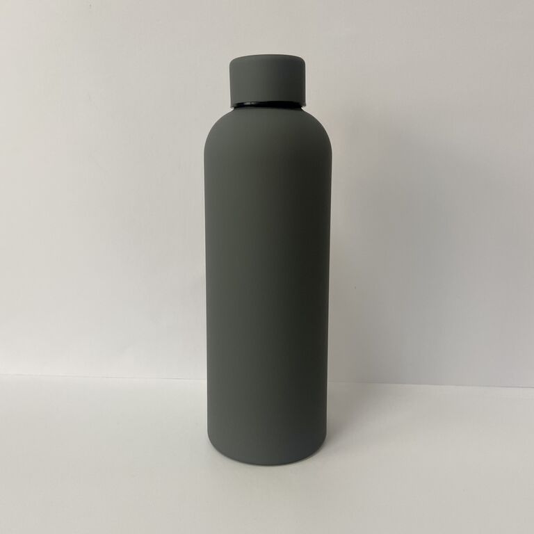 Botella gris personalizada con nombre